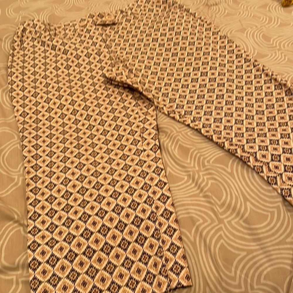 NWOT Talbots Capris, Cotton Blend, Tan/Brown Pattern, Excellent Condition, 14P